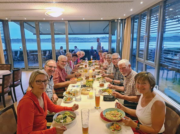 03 OM Abendessen am Thlsfelder Stausee